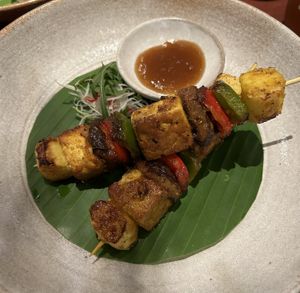 Kroeung tofu & veggie skewers #Veganuary at R'Miet in Siem Reap