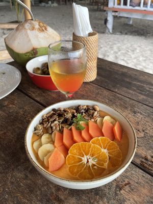 Suiting Smoothie bowl for Sacral Chakra+ kombucha  at Bintang Tiga- 'Ra' Healing Food in 