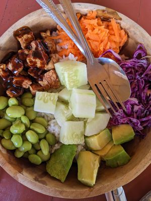 Vegan poke bowl at Lima Cafe in Pecatu