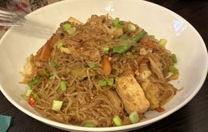 Pancit Guisado  at Mama Geny's in Hastings