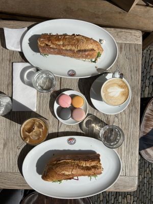 Lunch combo (sandwich + hot drink + 2 macarons)  at La Parisienne Macaronnerie in Freiburg