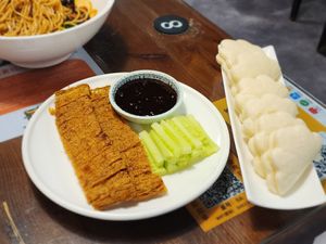 Fried duck at Baiyi Vegetables Lanzhou Sulamian - 百易素食·素拉面（元大都店) in Beijing