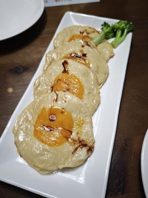 Fried egg at Baiyi Vegetables Lanzhou Sulamian - 百易素食·素拉面（元大都店) in Beijing
