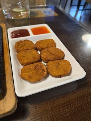 Like nuggets at Baiyi Vegetables Lanzhou Sulamian - 百易素食·素拉面（元大都店) in Beijing