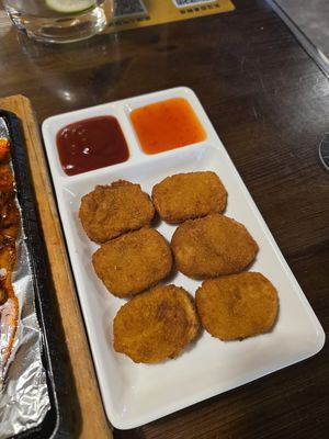 Like nuggets at Baiyi Vegetables Lanzhou Sulamian - 百易素食·素拉面（元大都店) in Beijing