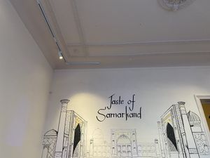 the atmosphere   at Taste of Samarkand in Berlin