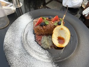 Carrot cake   at Le Ambrosia in New Delhi