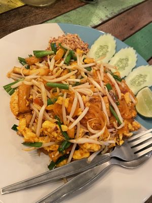Pad Thai mit Tofu  at 11/1 Thaifood & Cocktail in Krabi