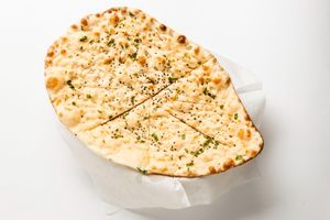 Garlic Nan at Tandoor King Indian Restaurant in Karlovy Vary