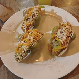Tacos mexicanos, 5/10, les faltaba sabor at Lenteja Express - Centro in Medellin