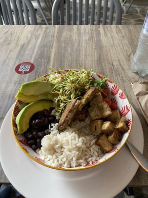 Veggie bowl, the best tofu!   at Lenteja Express - Centro in Medellin