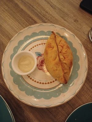 Empanada capresse, 8/10 at Lenteja Express - Centro in Medellin