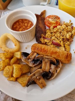Vegan breakfasts at The Miggi Vegan Guesthouse in Paignton