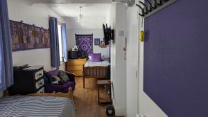 Alice Walker twin room at The Miggi Vegan Guesthouse in Paignton