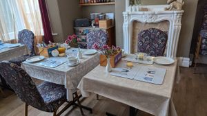 Breakfast/dining room at The Miggi Vegan Guesthouse in Paignton