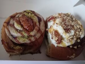 Special roll of the week + pecan roll at Have A Roll in Brussels