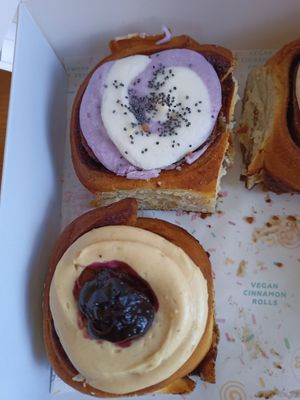 May specials: PB +jam, lemon and lavender at Have A Roll in Brussels