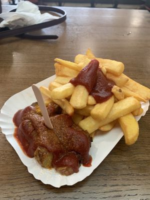   at WITTY'S Bio Currywurst am Wittenbergplatz - Kiosk in Berlin