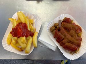   at WITTY'S Bio Currywurst am Wittenbergplatz - Kiosk in Berlin
