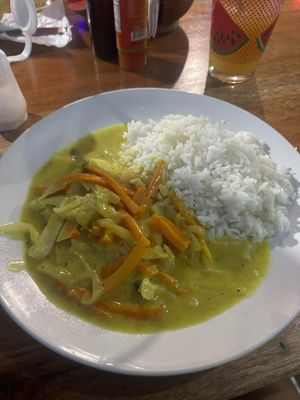 Vegetarian (vegan) curry at Rest El Bosque in Corn Islands