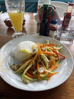 Veg & rice 150 cordobas  at Rest El Bosque in Corn Islands