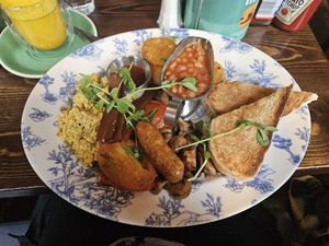 Plant plate 🤤 at Bill's in Leeds