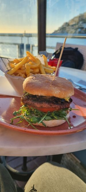 vegan Burger at Tim's in Mallorca