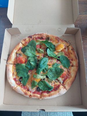 Vegan pizza (ordered with no onion) at Ola Lina in Kuala Lumpur