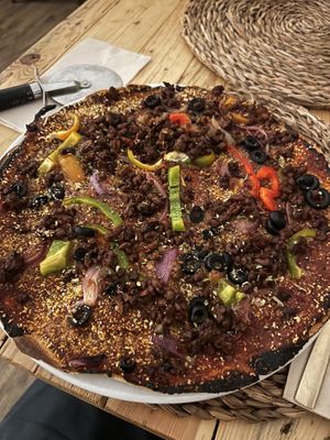 Carne bbq vegan pizza  at Pizza Natura in Barcelona