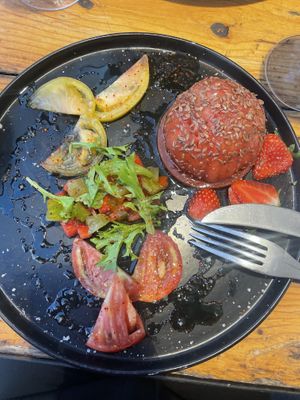   at Le Confidentiel in Bordeaux