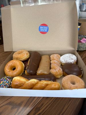  at Jean's Donuts in La Habra