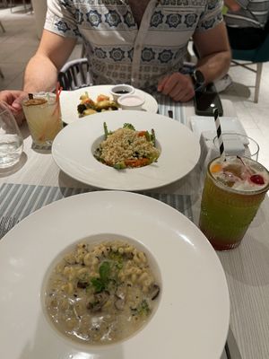 Tempura, couscous, mac & cheese   at Nautilius in Willemstad