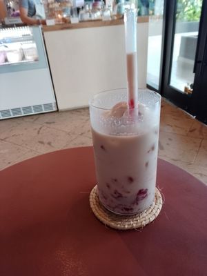 Iced Strawberry Milk at Buen Confidente in Merida