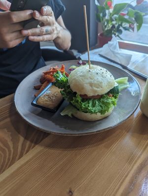 Bao burger 🍔 at Umi Vegan in Berlin
