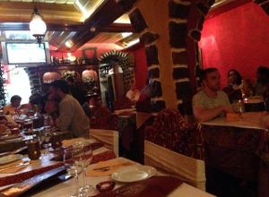 busy but no wonder so good!!! at Masala in Cascais
