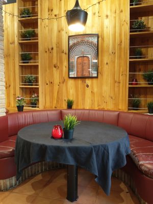 Booth at Cinnamon Restaurante Indiano - Saldanha in Lisbon