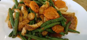 String beans and tofu in spicy garlic sauce. at Veggie Today in Concord