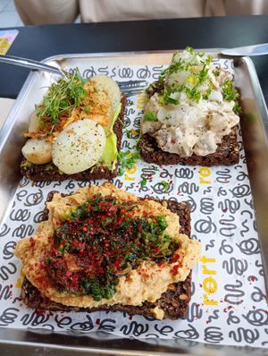 The 3 vegan (or PB as they call them) smørrebrød. at Rørt in Copenhagen
