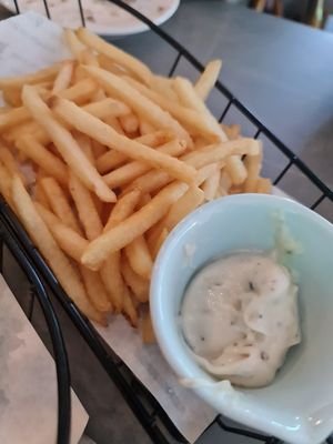 Mayo French fries ~ 17/5/23 at nomVnom Cafe in Johor Bahru