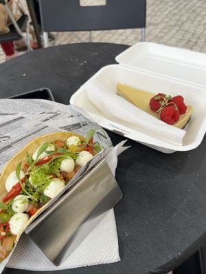   at Gupi Vegan Pastry - Pop Up in Lisbon