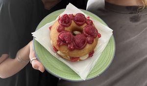 Nothing tops this deluxe bola de berlin ❤️🌱 Thank you Gupi for providing the luxury treats for our stay in Lisbon. They never fail to bring a smile to our faces 😋  at Gupi Vegan Pastry - Pop Up in Lisbon