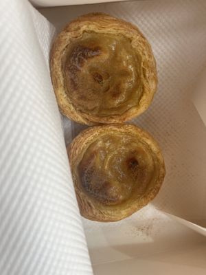 Pastel da natas (they had a bigger tart version too)  at Gupi Vegan Pastry - Pop Up in Lisbon