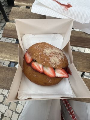   at Gupi Vegan Pastry - Pop Up in Lisbon