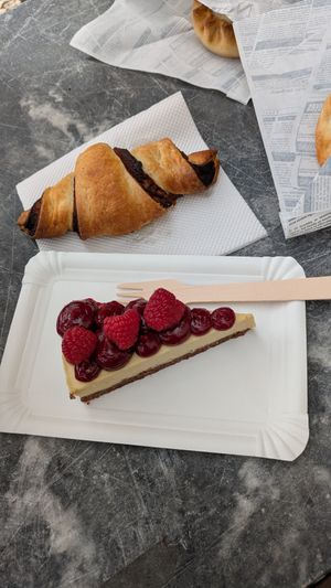  at Gupi Vegan Pastry - Pop Up in Lisbon