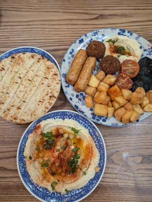  at STN - Comptoir Libanais in Stansted