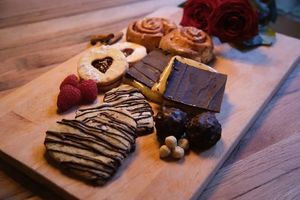 Limited edition valentines box  at Narciso Vegan Bakery in Vigo