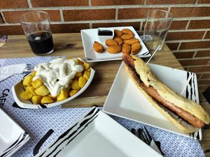 Raciones en terraza at La Milla Cafetería in San Miguel De Meruelo