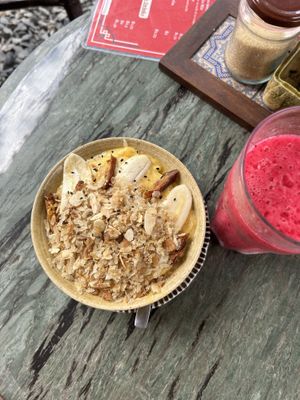 Vegan smoothiebowl 2.0  at BaZaar Café  in Kampot