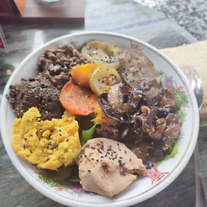 Bouddha bowl at BaZaar Café  in Kampot