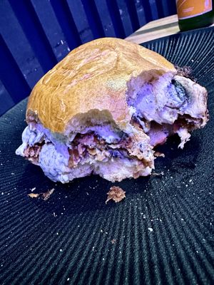 Unfassbar saftig - ich lieeeebe viel Sauce! Genial.  at Smashup! in Aachen